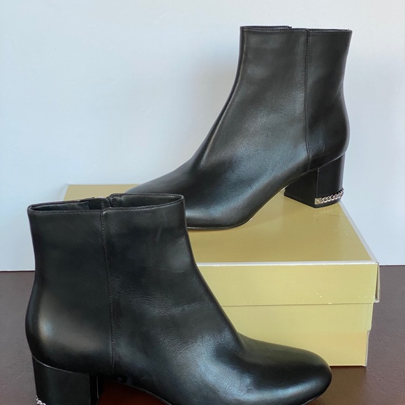 MICHAEL KORS Sabrina Chain Heel Bootie Leather 6.5 - Picture 9 of 11